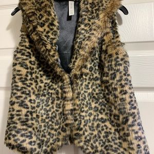 Cherokee Faux Fur Leopard Print Vest